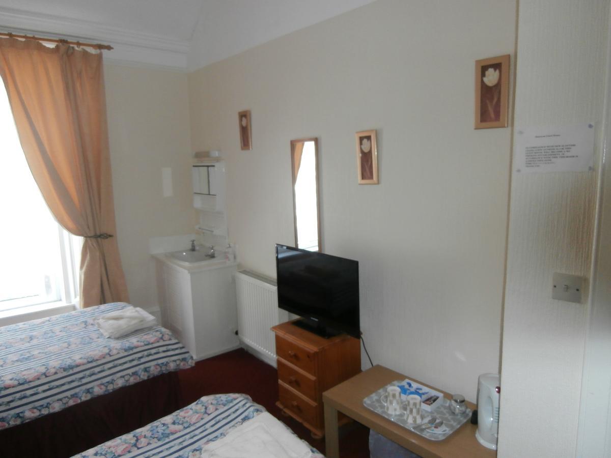 Monorene Guest House Galashiels Ngoại thất bức ảnh